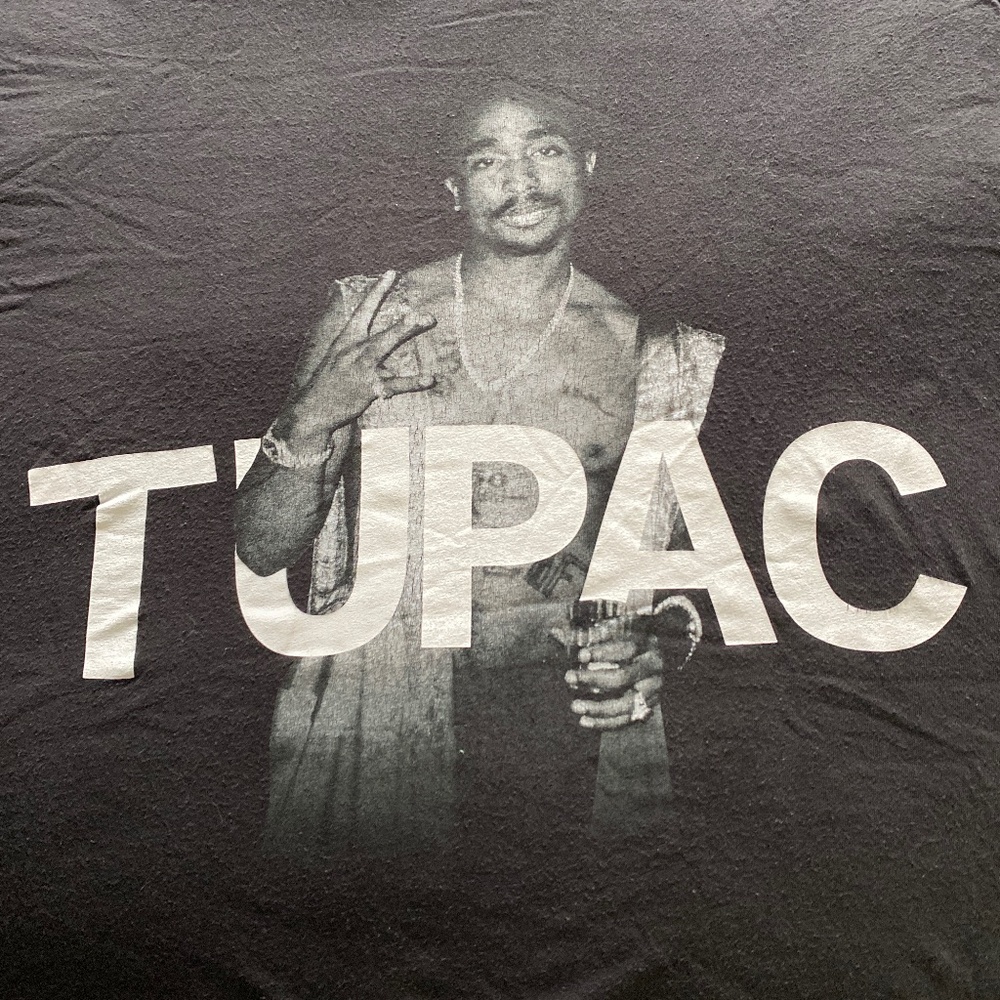 Black t shirt, Tupac Graphic